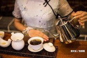 普洱茶茶底的正確觀察方法：沉淀、粉塵、碎末該怎樣判斷？