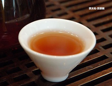 普洱茶的18個(gè)誤區(qū)分析 - 圖片揭示普洱茶多個(gè)誤區(qū)