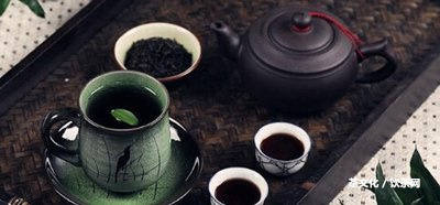 普洱生茶怎么拆茶及相關(guān)器具，防碎拆茶盒和茶技巧