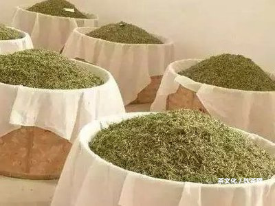 黑茶和普爾茶的區(qū)別：完全解析兩種茶的不同之處