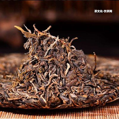 普洱茶茶塊怎么弄開(kāi)子？成塊的普洱茶怎樣打開(kāi)？