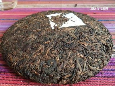 1997回歸念普洱熟茶限量6000的茶磚