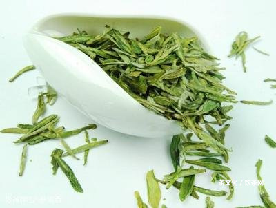 普洱茶曬青是什么意思及其工藝技術(shù)，生茶與曬青的關(guān)系