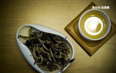 用竹片包著的普洱茶是什么茶？-完整解析和品鑒技巧