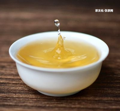 雞肝和普洱茶哪個(gè)好吃？可以一起搭配吃嗎？