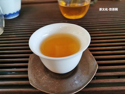 普洱生茶和普洱綠茶的區(qū)別，詳細(xì)解析兩者的異同