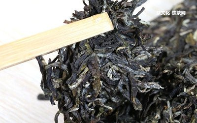 走老路普洱茶價(jià)格及茶葉：結(jié)緣200克茶磚生茶多少錢一餅？