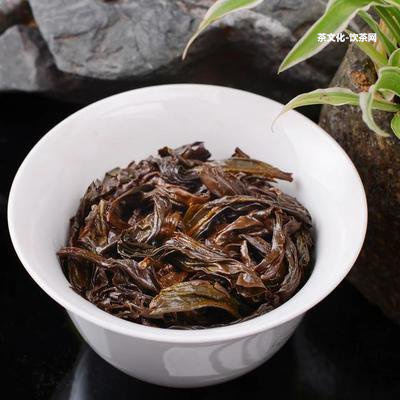 普洱逸品：品逸茗茶、逸興普洱茶、品逸印象普洱茶，學(xué)費(fèi)茶嗎？