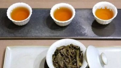 下關(guān)茶廠中茶牌普洱茶2003