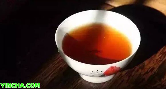 班章木生態(tài)餅茶珍藏2005版價(jià)格與歷回顧，包括2012年和2008年珍貴版本